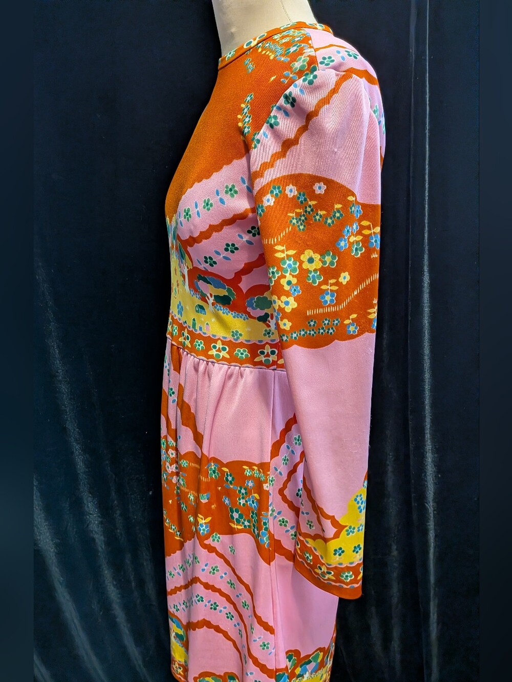 PAGANNE Vintage 70s Bold Print Knit Dress. - Picture 7 of 11